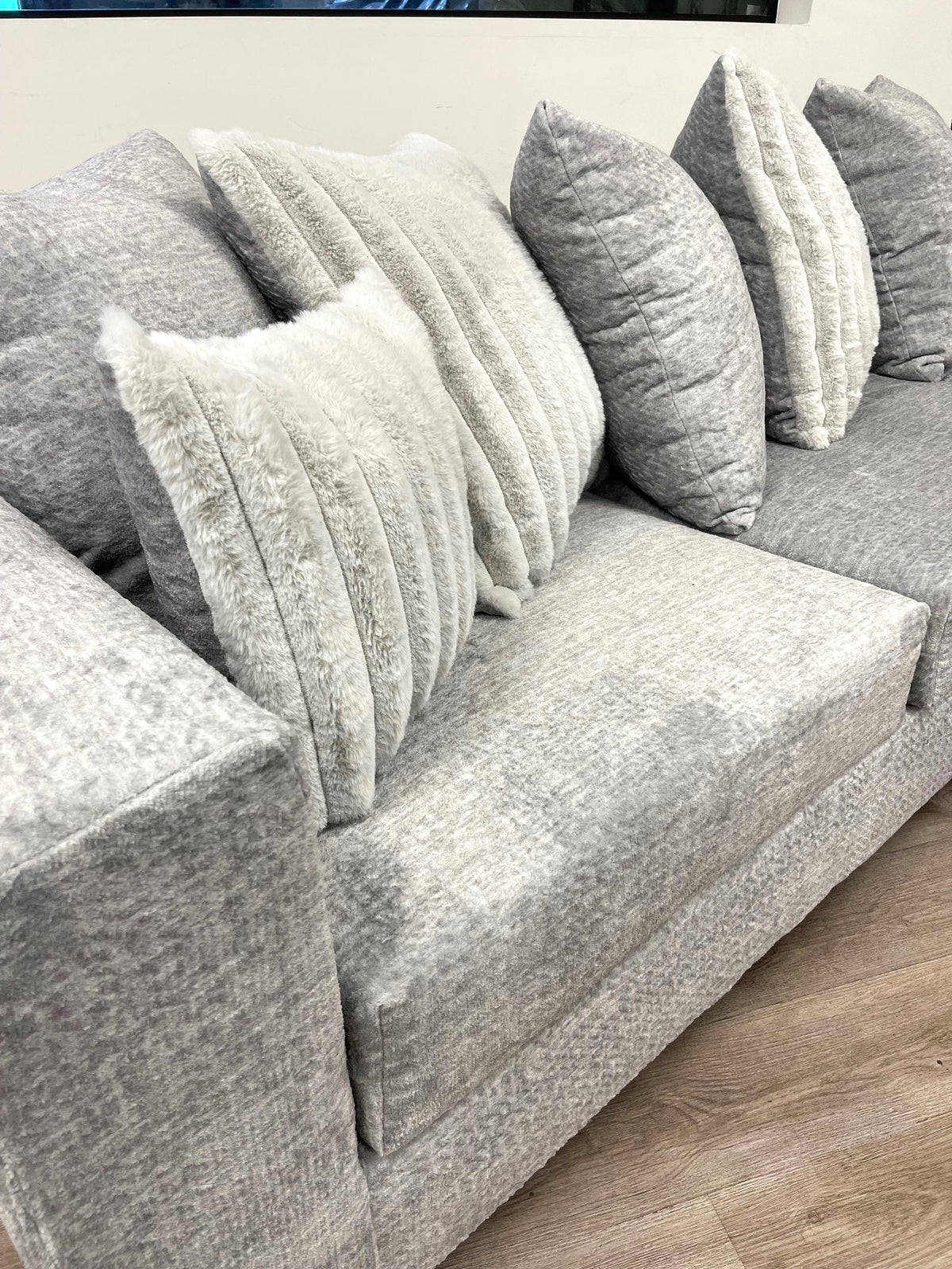 410 2-Piece Stationary Sectional Sofa Set Gray