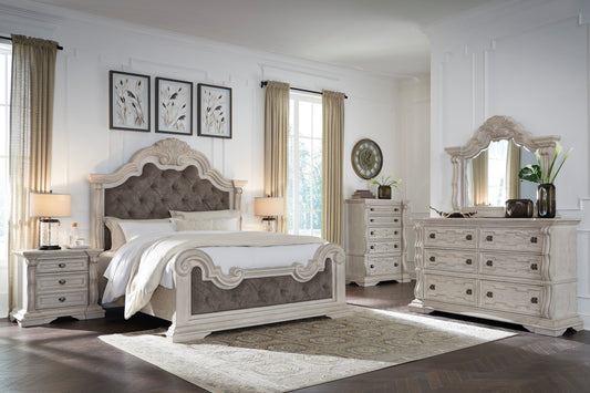 B948 5-Piece Bedroom Set Antique White